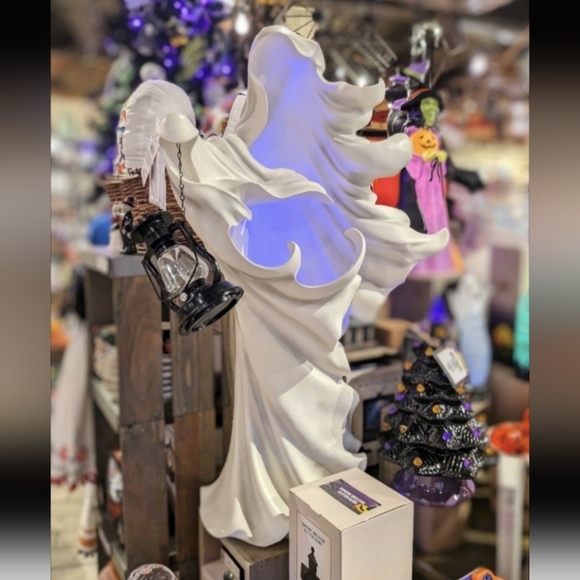 3ft Cracker Barrel Ghost viral tiktok ghost authentic - Picture 1 of 4